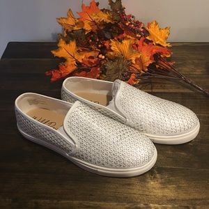 Wild Pair White Sneakers